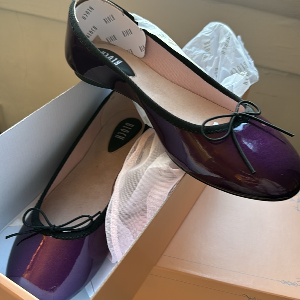 BLOCH BALLET FLATS